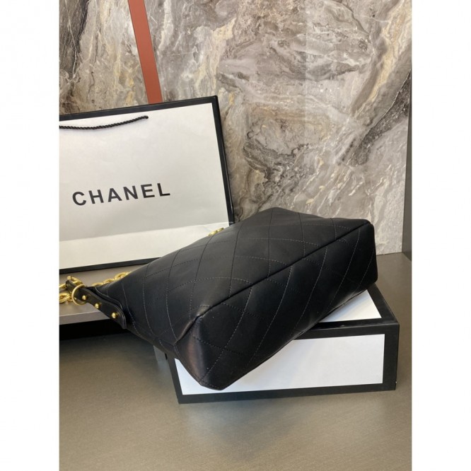 Chanel シャネル なクラシックなハンドバッグ